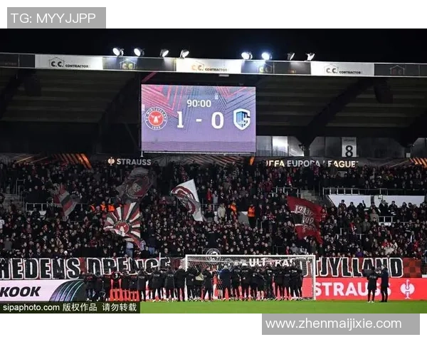 德甲精彩对决那不勒斯5-0狂胜皇马帽子戏法引发争议判罚热议