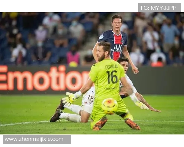 西甲激战皇马逆转巴黎圣日耳曼上演惊天大逆转全场沸腾