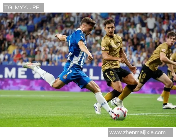 国王杯决赛曼联大胜切尔西五球狂潮全场沸腾赛后分析精彩纷呈 国王杯决赛曼联大胜切尔西五球狂潮全场沸腾赛后分析精彩纷呈