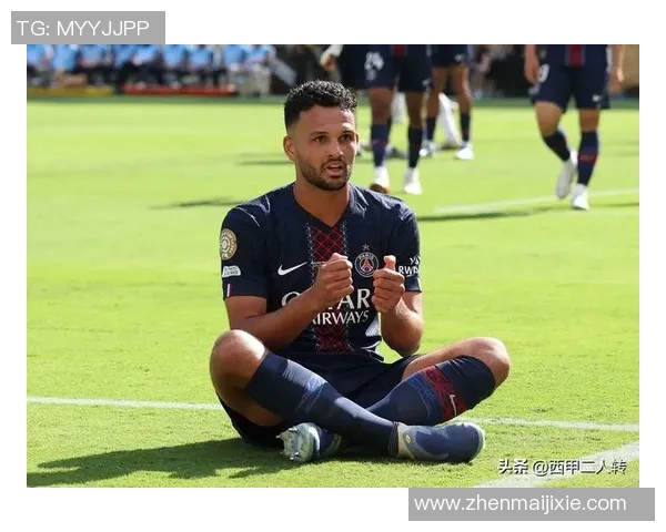 世界杯精彩对决切尔西与巴黎圣日耳曼战成平局帽子戏法引发全场沸腾