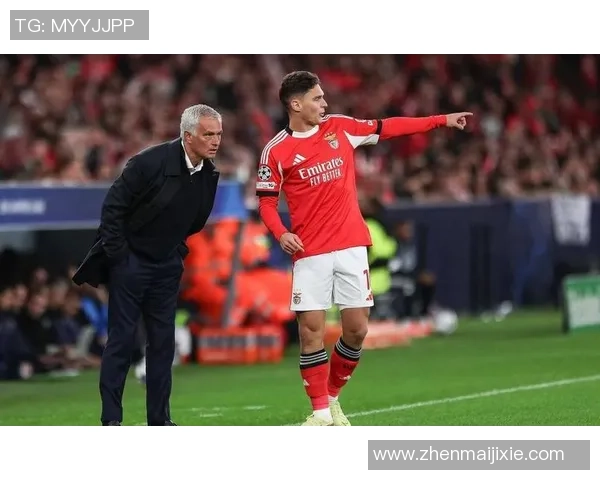 中超精彩对决本菲卡逆转国米绝杀瞬间点燃全场激情